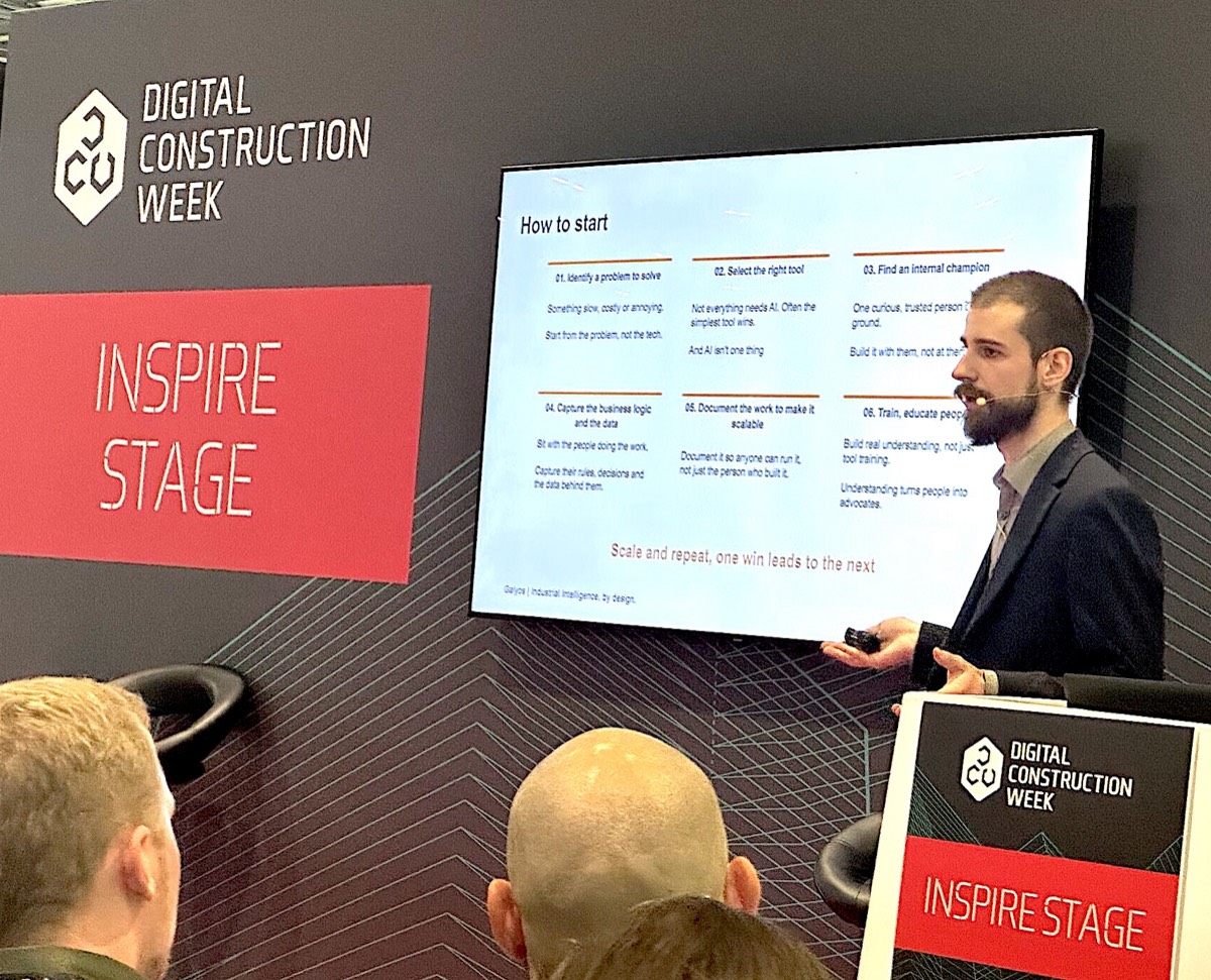 Gaspard presenting on the Inspire Stage at Digital Construction Week